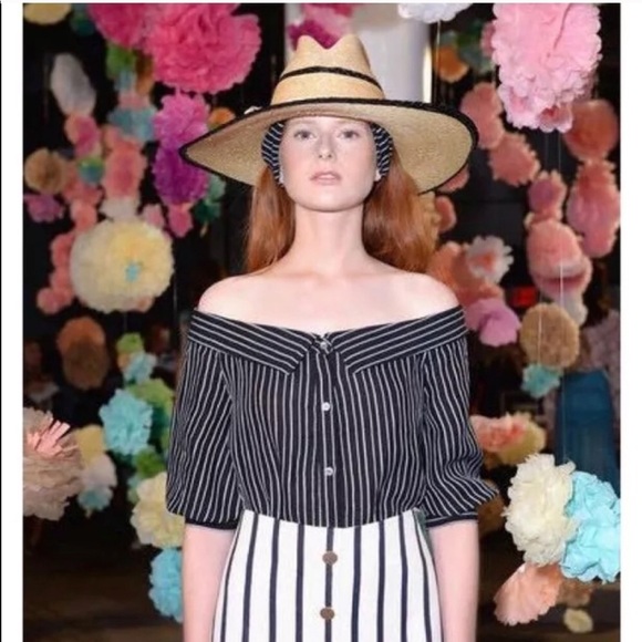 Veronica Beard NWT off shoulder striped top black - Picture 5 of 8